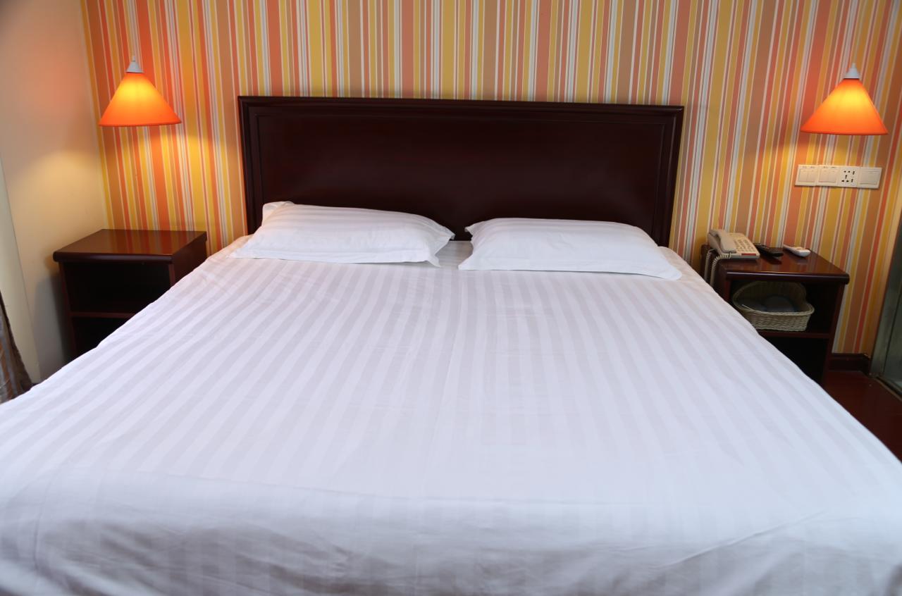Pai Hotel Yuxi Tonghai Eksteriør bilde
